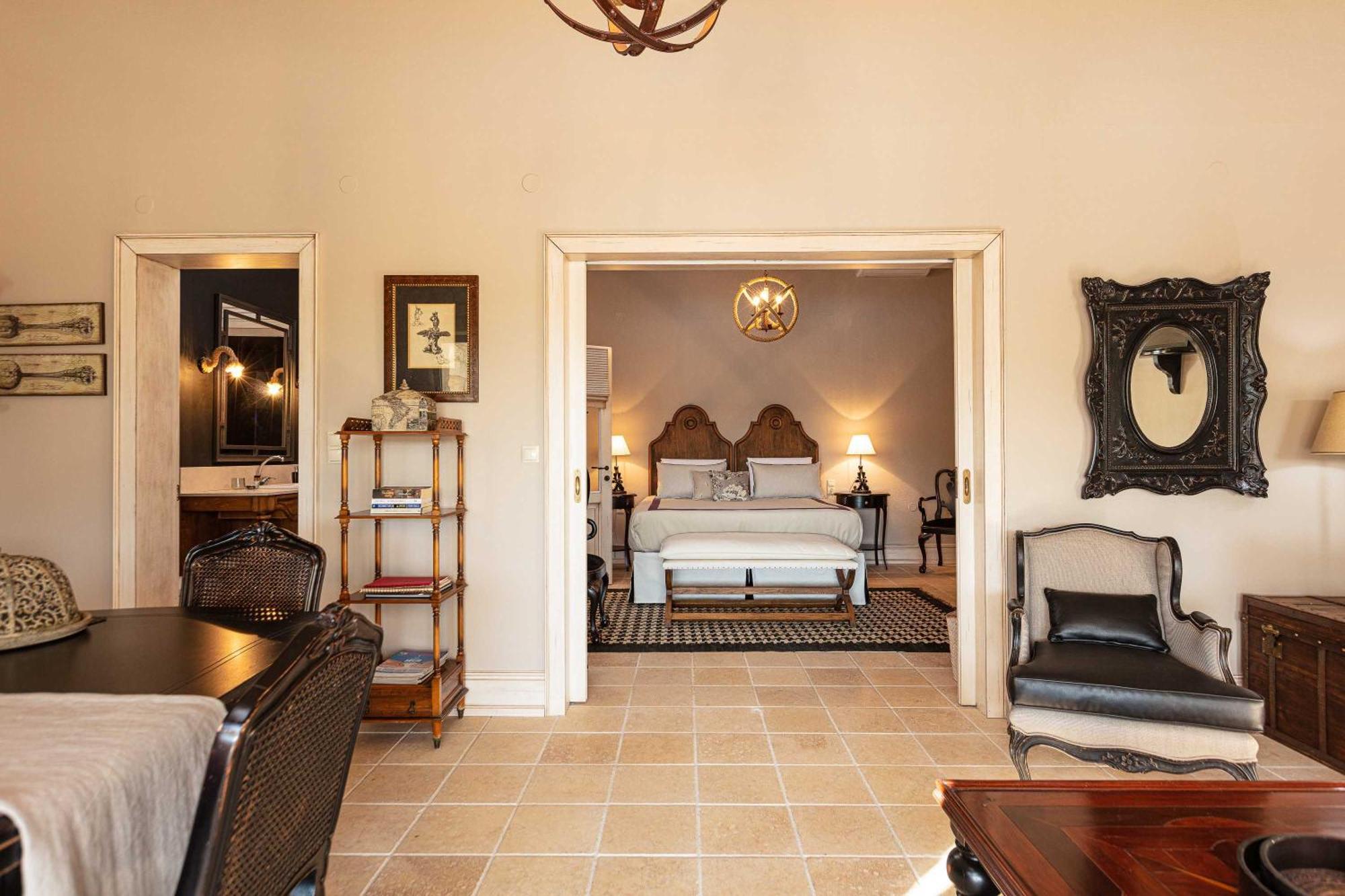 Villa Mantilari Wine Estate 7 Apartments 2 Private Pools 1 Heated Tennis Court Fitness Center Archanes Room photo